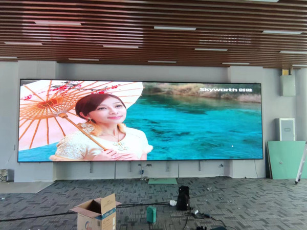 城中P1.53led小间距屏安装案例